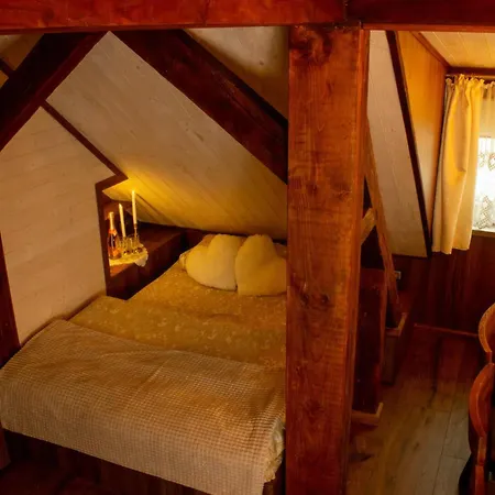 Πανσιόν Dworek Biala Dama Klimatyczne 4*