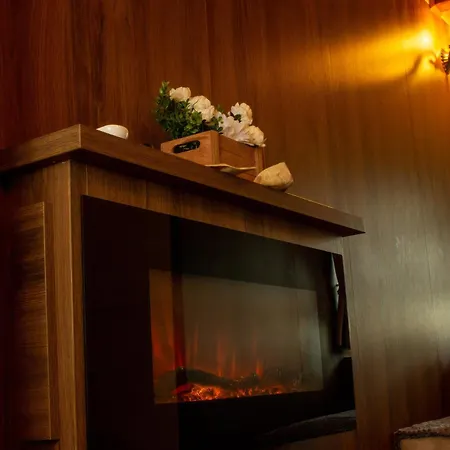 Pensjonat Dworek Biala Dama Z Klimatyzacja