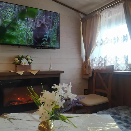 Dworek Biala Dama Z Klimatyzacja Pensjonat