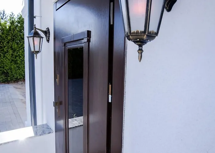 Pensjonat Dworek Biała Dama Klimatyczne 4*