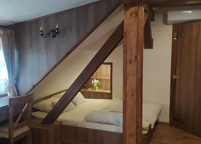 Dworek Biała Dama Klimatyczne Gniezno