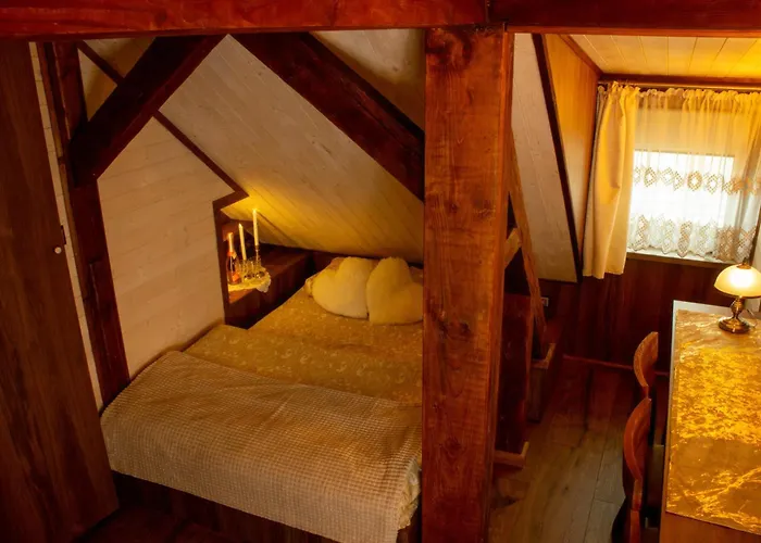 Pensjonat Dworek Biała Dama Klimatyczne 4*