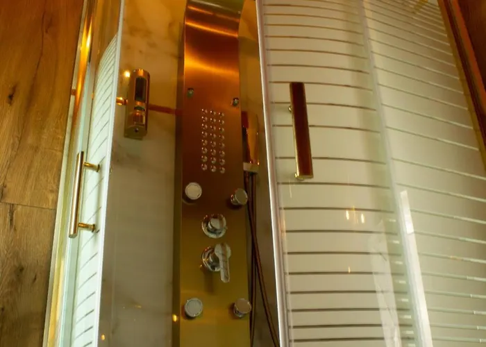 Dworek Biała Dama Klimatyczne 4* Gniezno